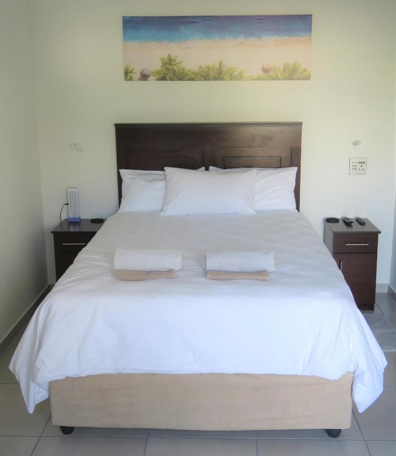 Pro Moni'S Guesthouse Muizenberg Eksteriør billede