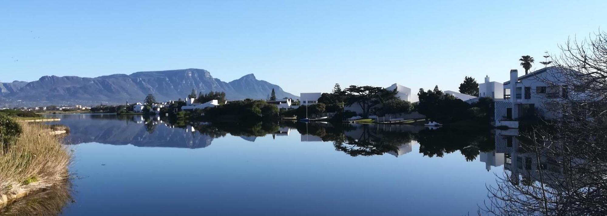 Pro Moni'S Guesthouse Muizenberg Eksteriør billede